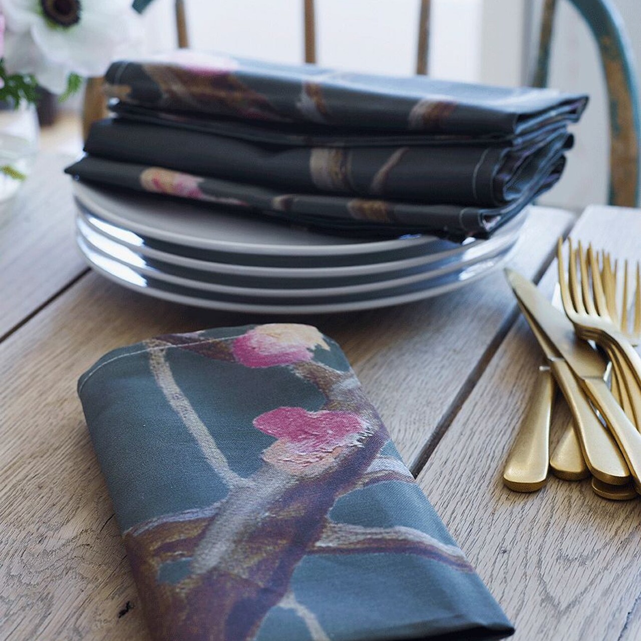 Edge Collections - Artistic Foldable Napkins for Table Décor